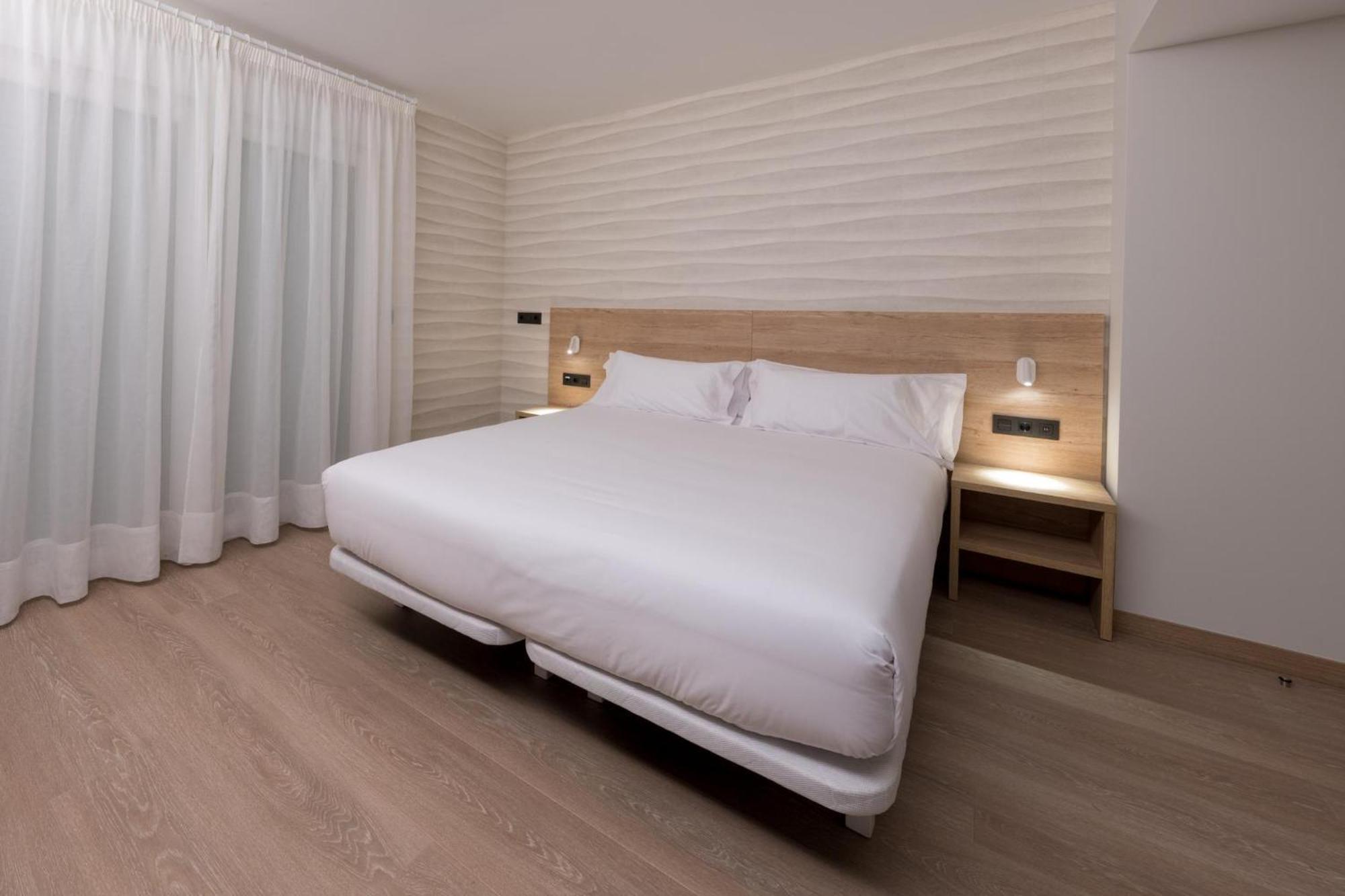 Hotel Spa Meiga Do Mar Caldebarcos エクステリア 写真