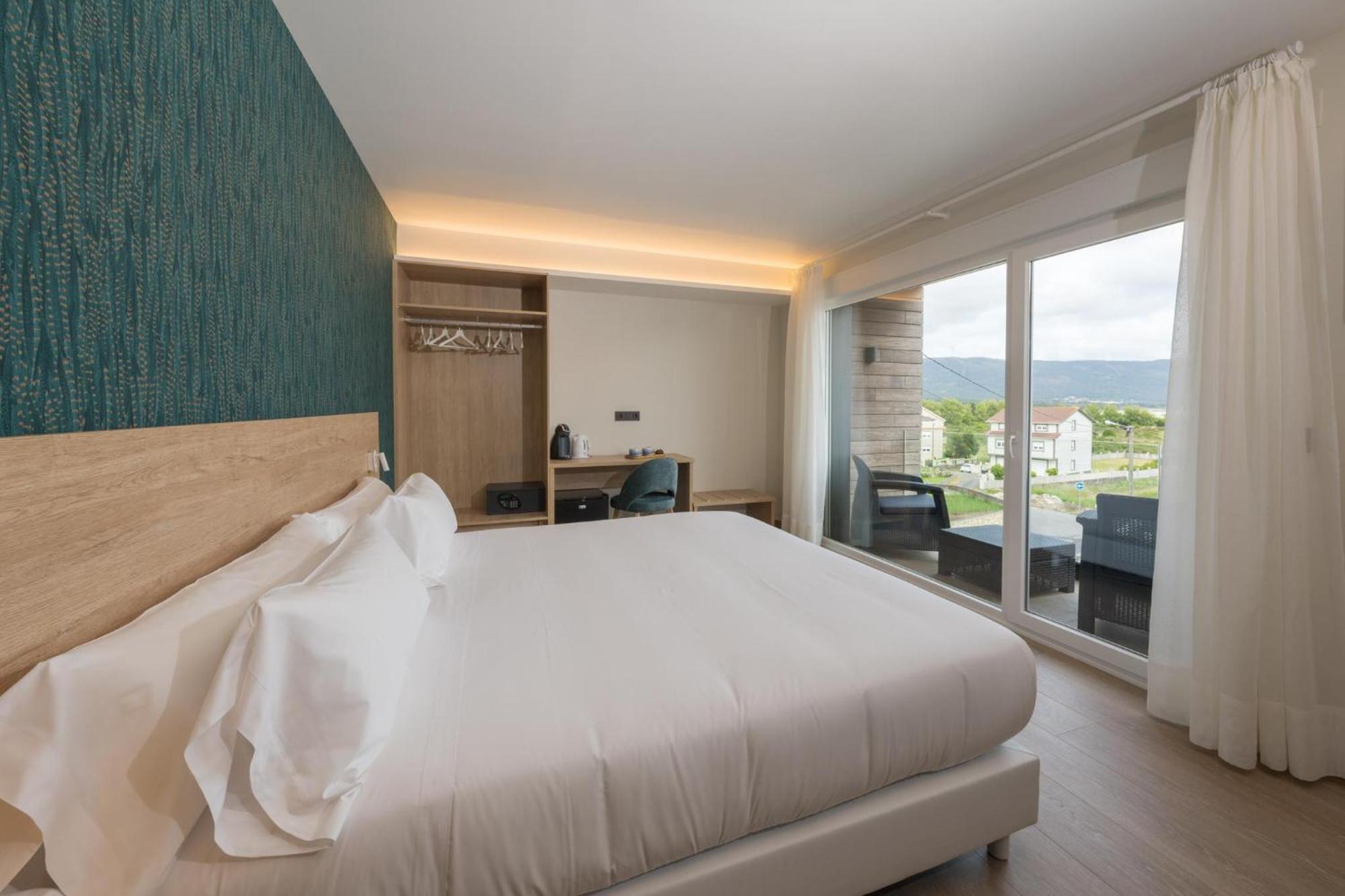 Hotel Spa Meiga Do Mar Caldebarcos エクステリア 写真